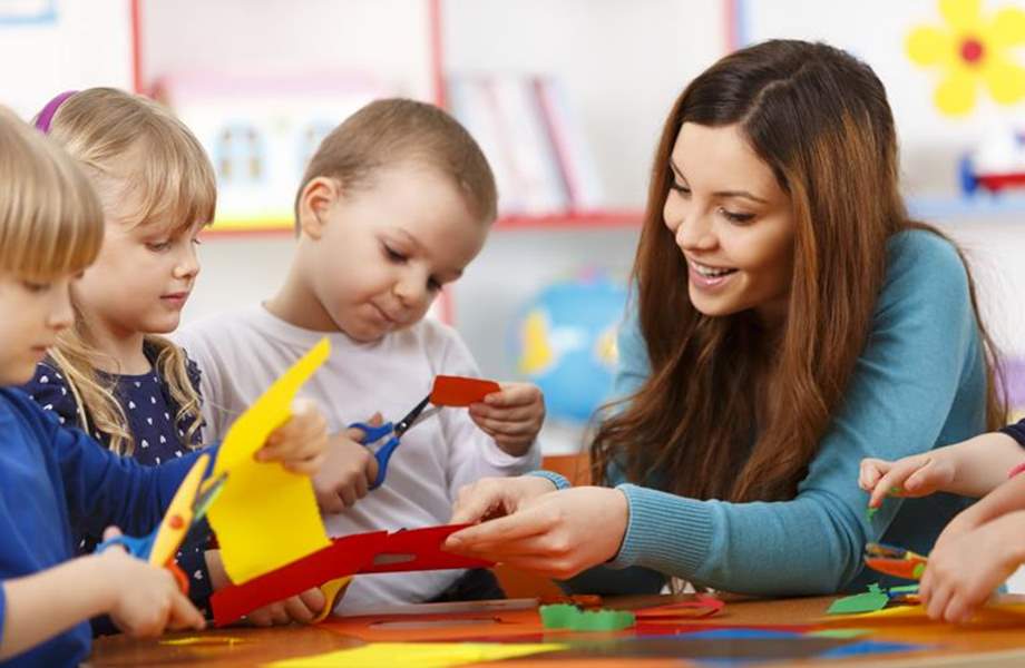 Žene na tržištu rada: “Certificirane profesionalne dadilje na tržištu rada Zagrebačke županije” (Certified Professional Nannies in the Zagreb County Labour Market)