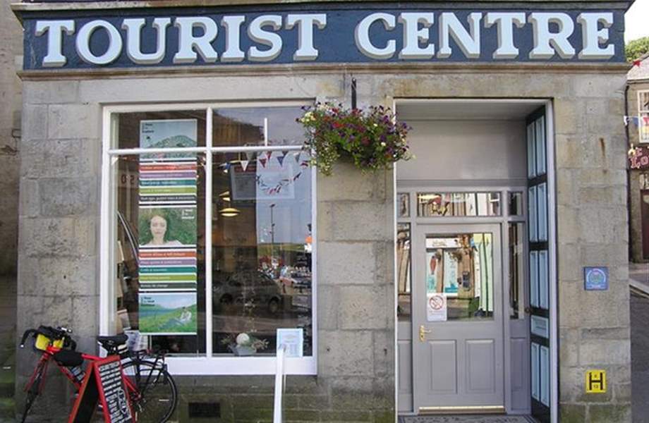 Suradnik/ica u turizmu i ugostiteljstvu