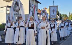 Održana procesija samoborskim ulicama