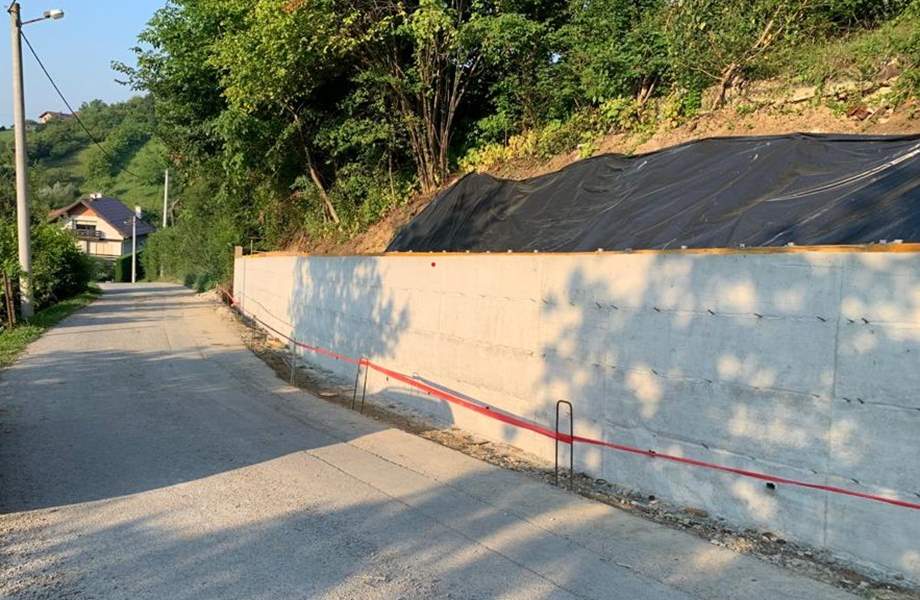 Izgrađen potporni zid u Molvicama