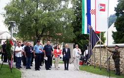 Odavanje počasti