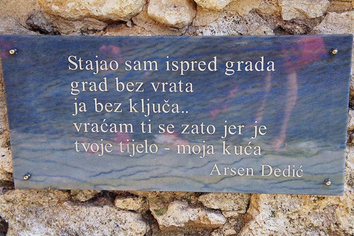 Ljubavne pjesme hrvatskih pjesnika