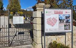 Novosti na ulazima groblja