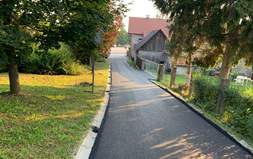 Asfaltirana ulica Voćnjaci