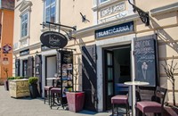 Livadić Coffee House - entrance