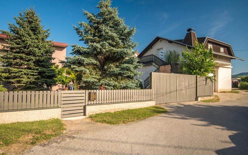 Studio apartman Gradna