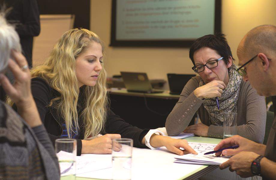 Asistent/asistentica na projektima